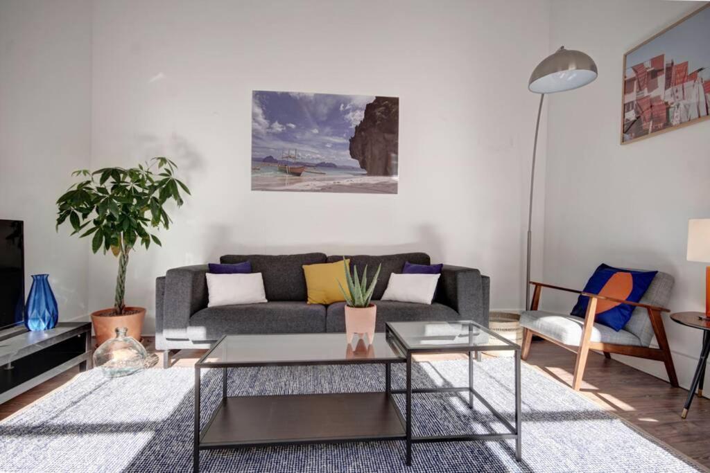 Unique Sao Bento Apartment Ideal For A Group Lisbon Exterior photo
