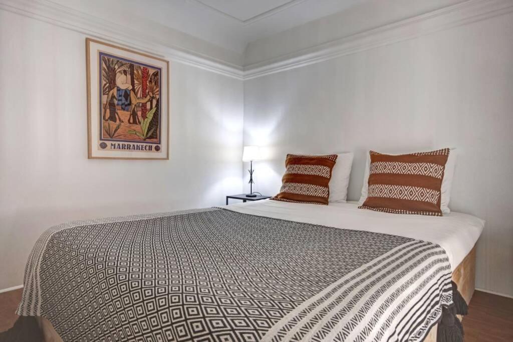 Unique Sao Bento Apartment Ideal For A Group Lisbon Exterior photo