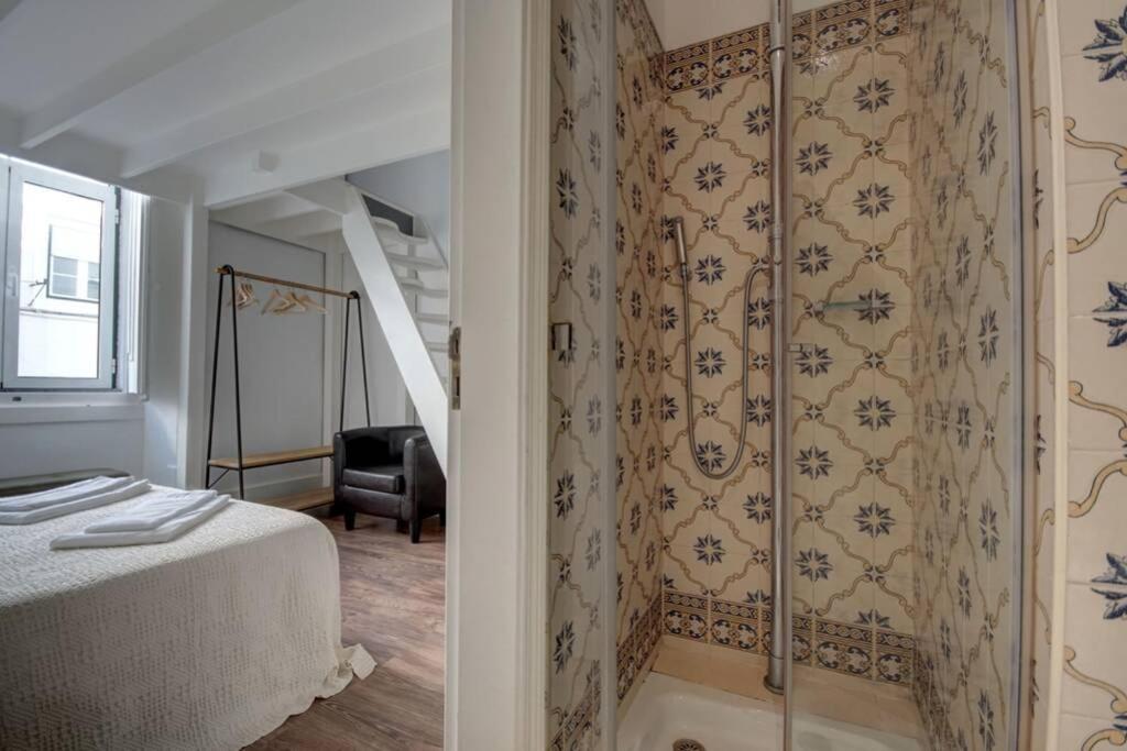 Unique Sao Bento Apartment Ideal For A Group Lisbon Exterior photo