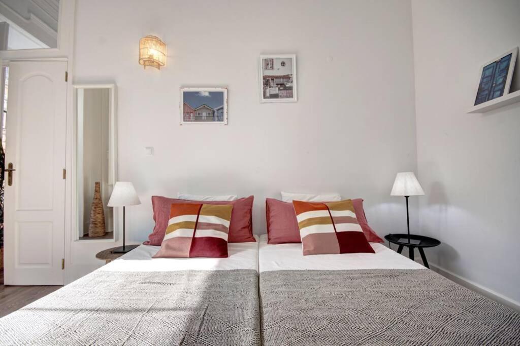Unique Sao Bento Apartment Ideal For A Group Lisbon Exterior photo